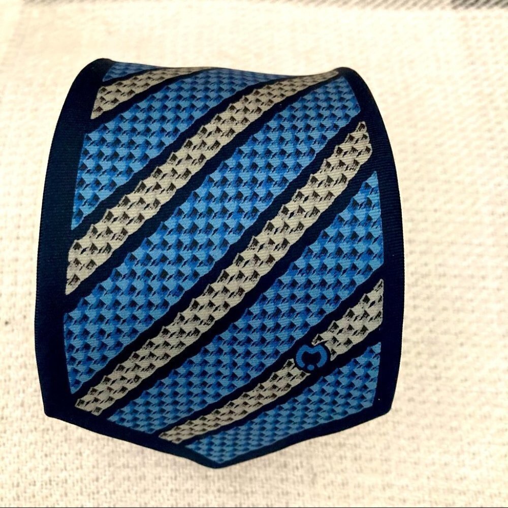 MILA  SCHON Tie 100% Silk Made in Italy